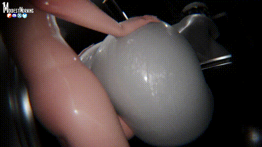 025743gzkq3xt7suwuw4ax.gif